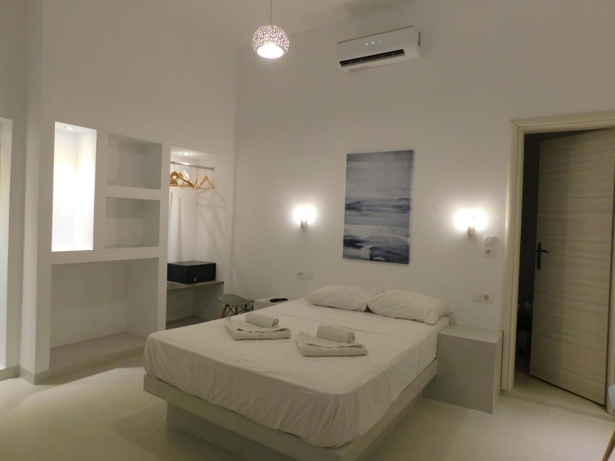 Thera Victory Center Fira  Ngoại thất bức ảnh